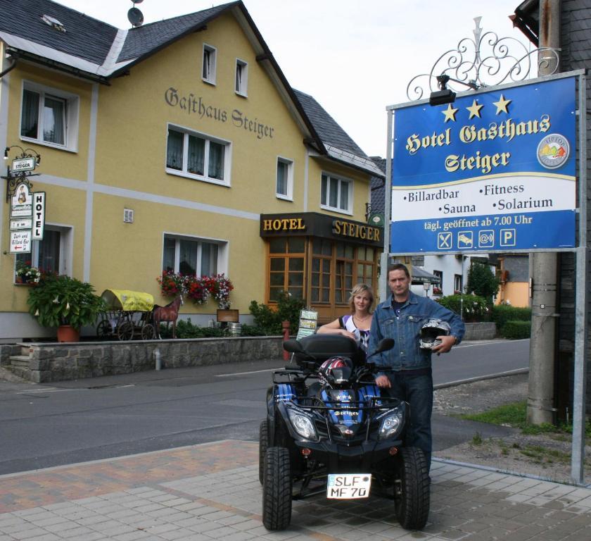 Hotel-Gasthaus Steiger Grafenthal Екстер'єр фото