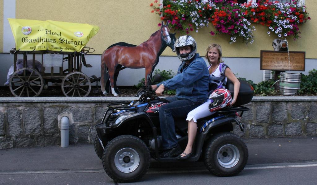 Hotel-Gasthaus Steiger Grafenthal Екстер'єр фото